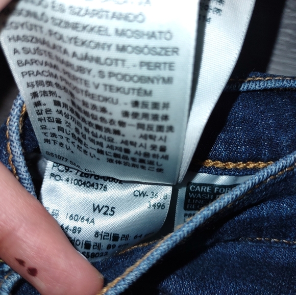 LEVI'S 501 denim shorts - Picture 3 of 3